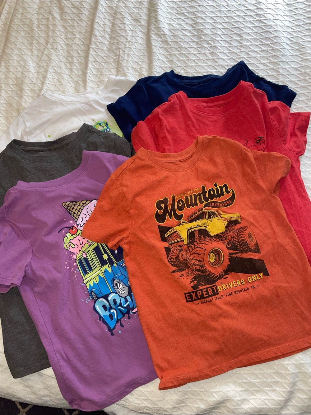 Boy’s Cat & Jack T-shirt Bundle